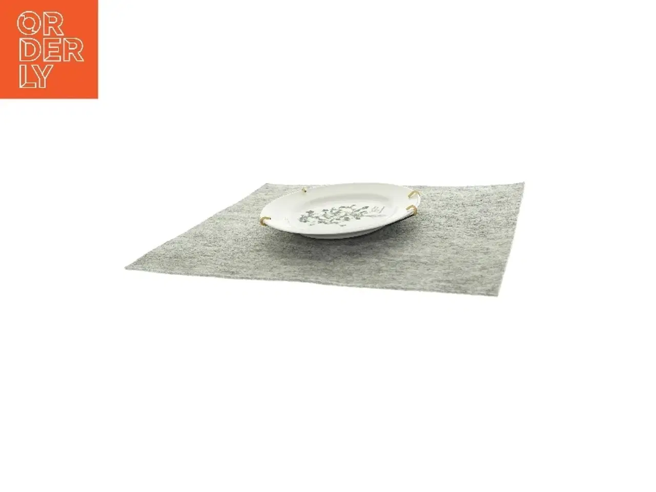 Billede 3 - Pynte tallerken på Holder fra Lise Porcelæn (str. Ø:20)