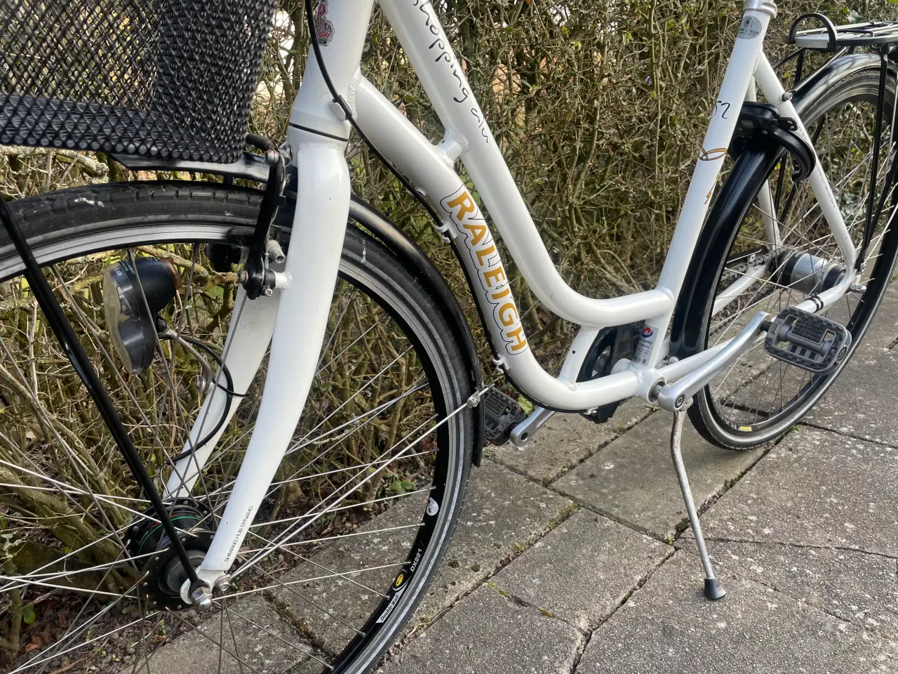 Billede 3 - Billig RALEIGH dame/junior cykel.