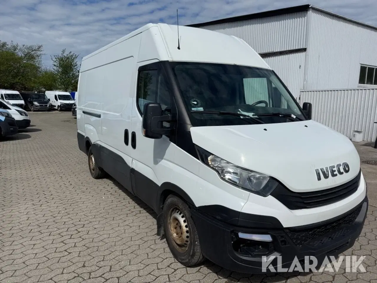 Billede 2 - Varebil Iveco 35s16 2,3d 12m3 Aut.