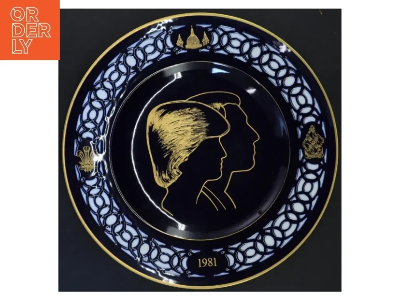 Billede 1 - Royal Commemorative Plate fra B&G Copenhagen Porcelain (str. Ø 27 cm)