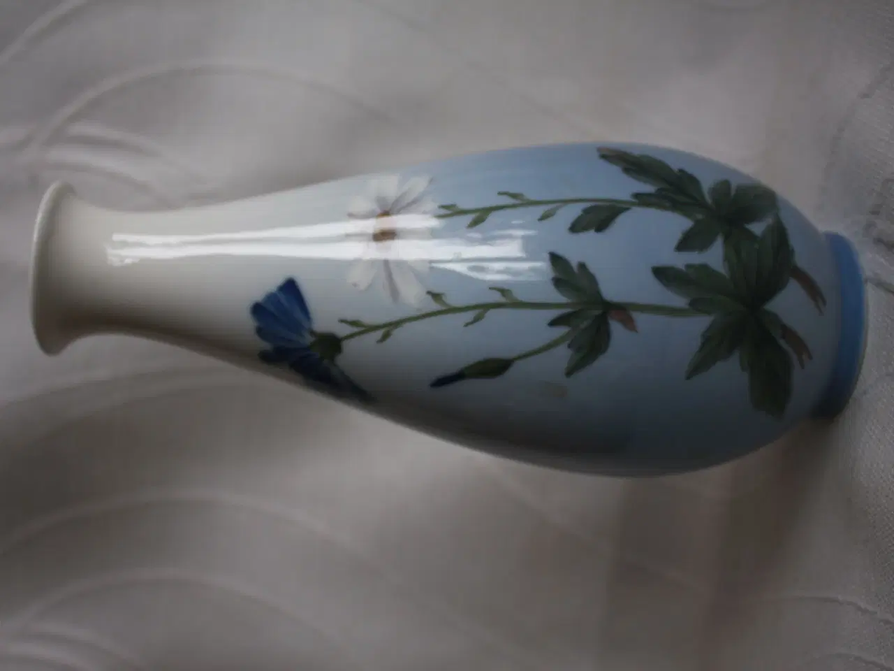 Billede 7 - Vase med blå og hvid blomst, RC