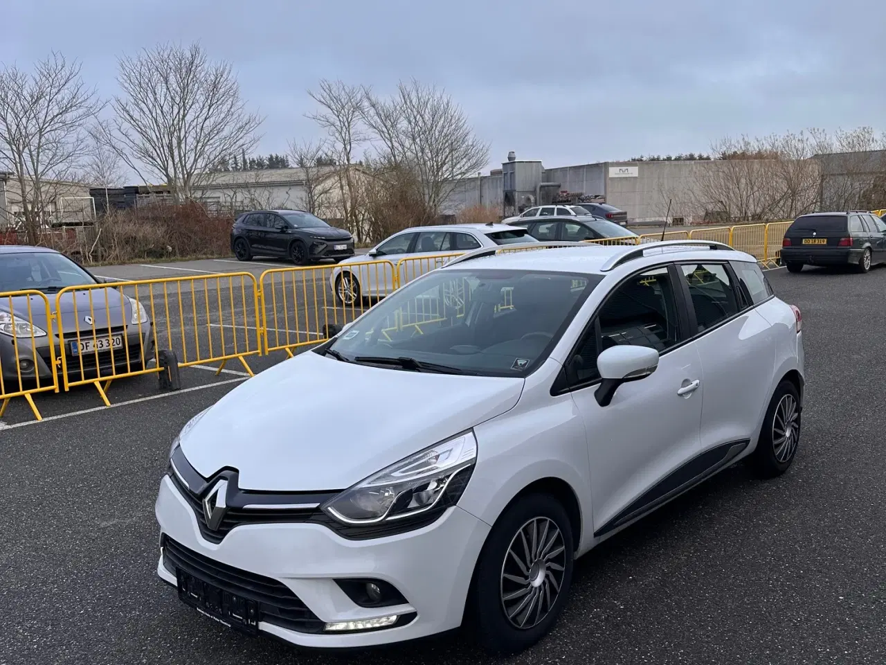 Billede 11 - Velkørende Clio Tourer 0.9 Benzin 