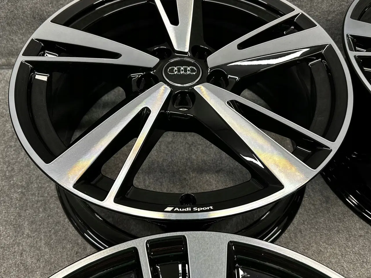 Billede 4 - AUDI A3 8Y 8Y0 18 8.0" x 18" 5x112 ET 46