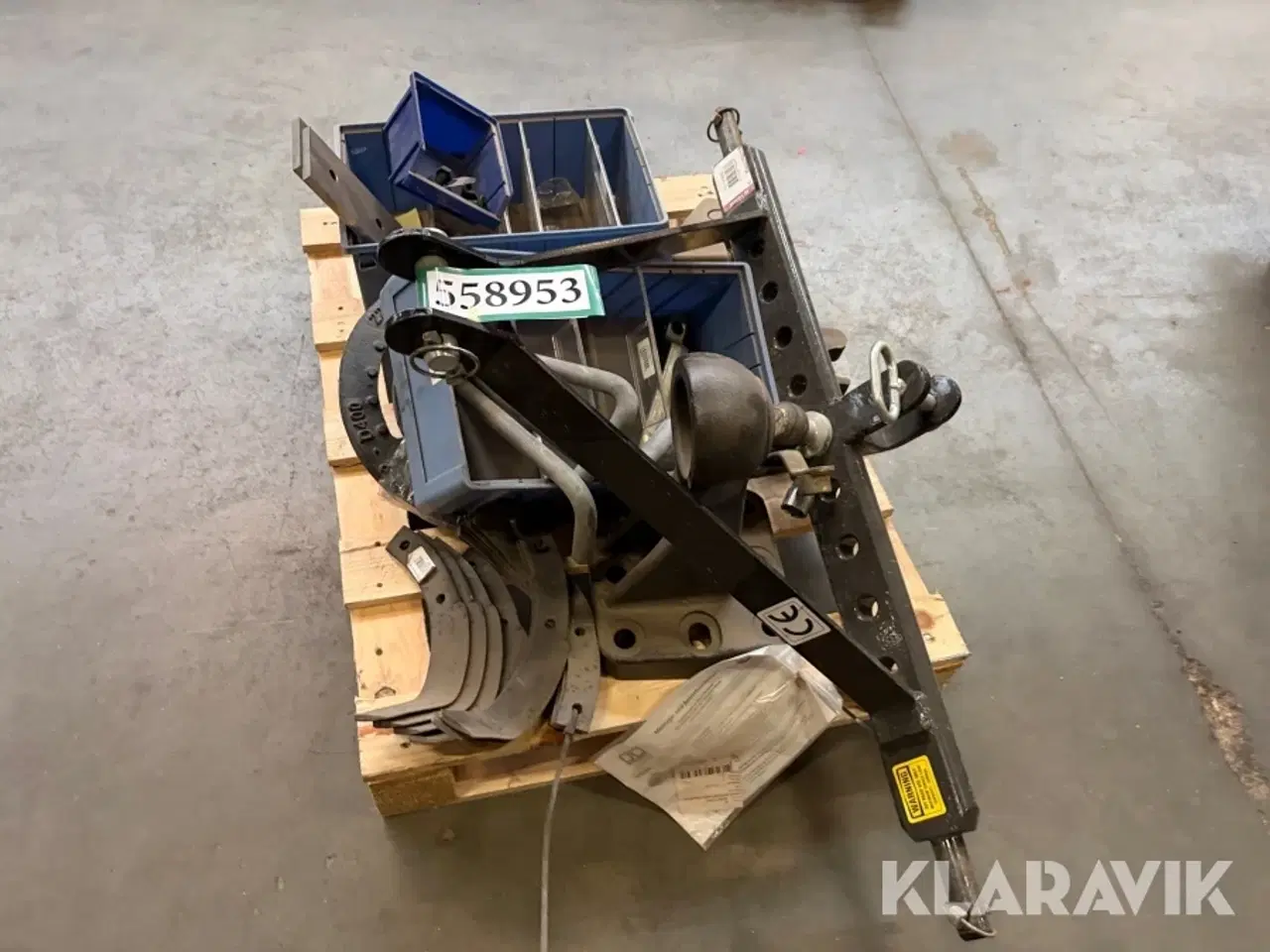 Billede 3 - Lot - kugletræk, brønddæksel og dele til fræser og flishugger