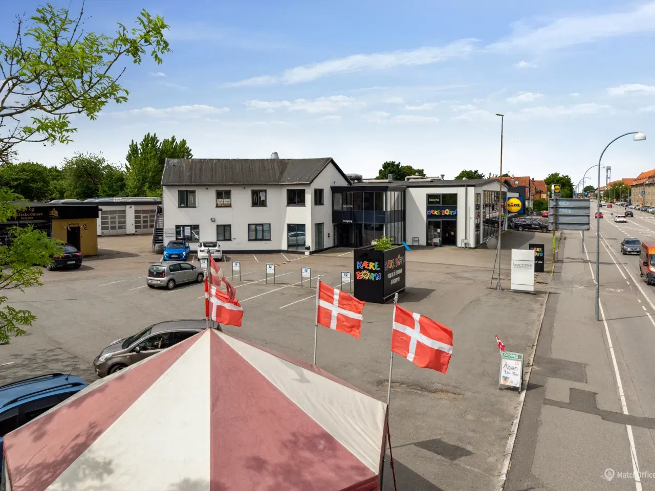 Billede 21 - Kontor/showroom/klinik på 1. sal i synlig forretningsejendom i Roskilde Centrum