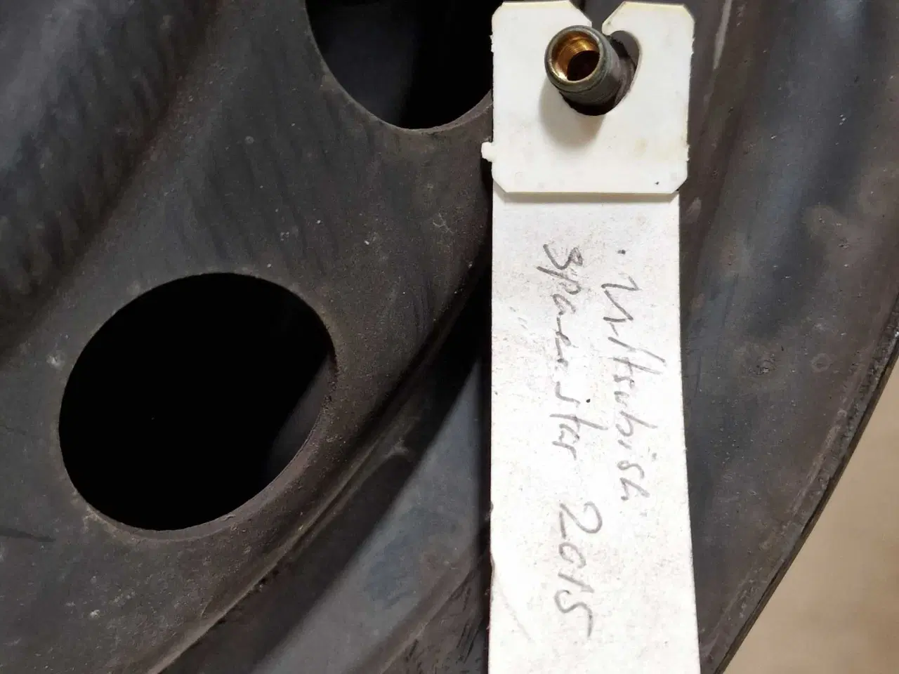 Billede 2 - Stålfælge med Tpms senso1r, ret fint nyere sæt