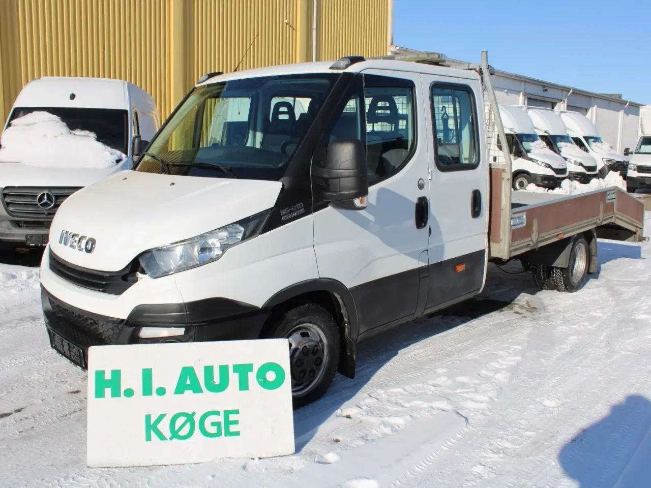 Billede 1 - Iveco Daily 3,0 35C21 Mandskabsvogn m/lad AG8