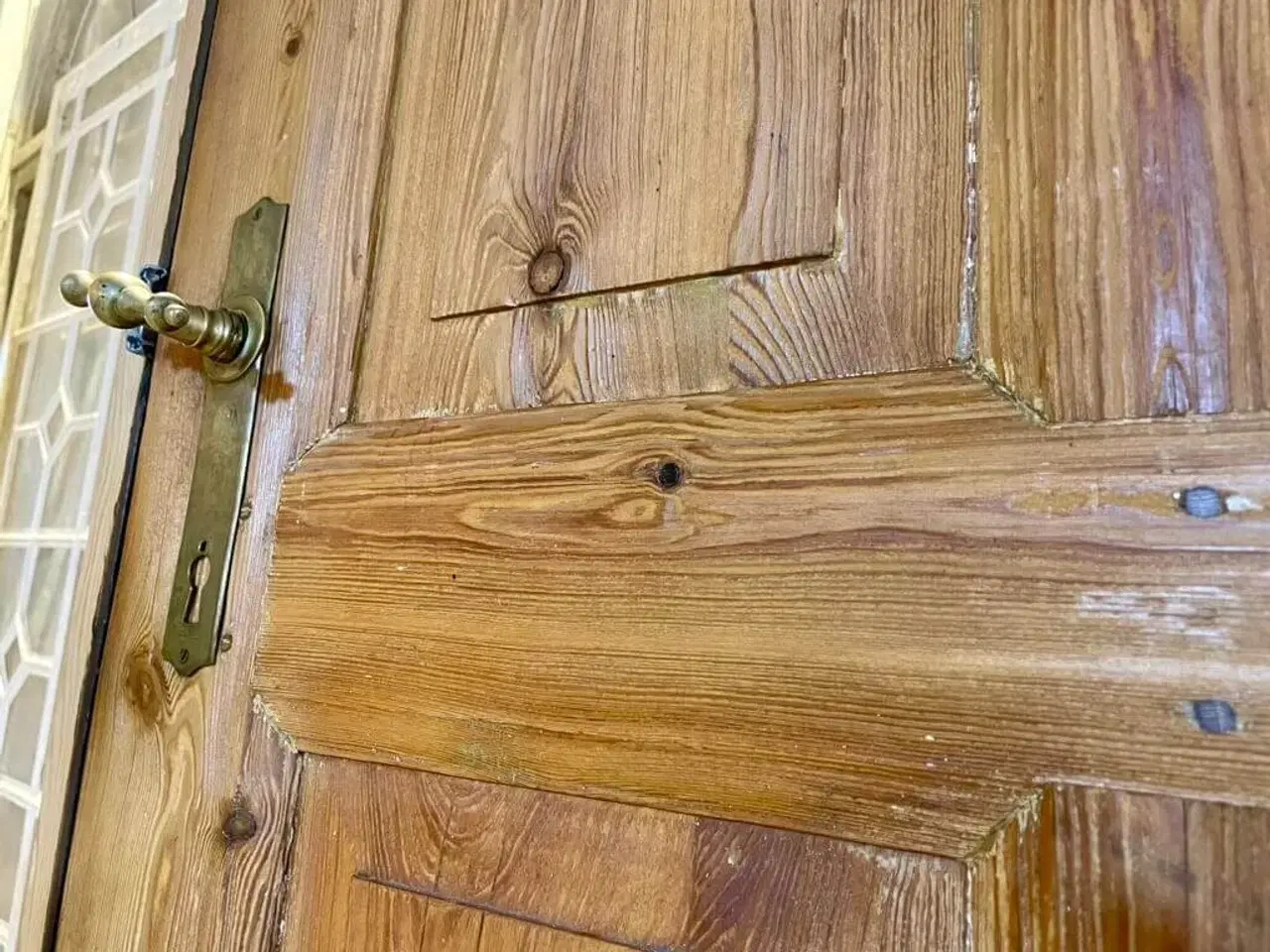 Billede 3 - Original Dannebrogsdør m. smukke langskilte