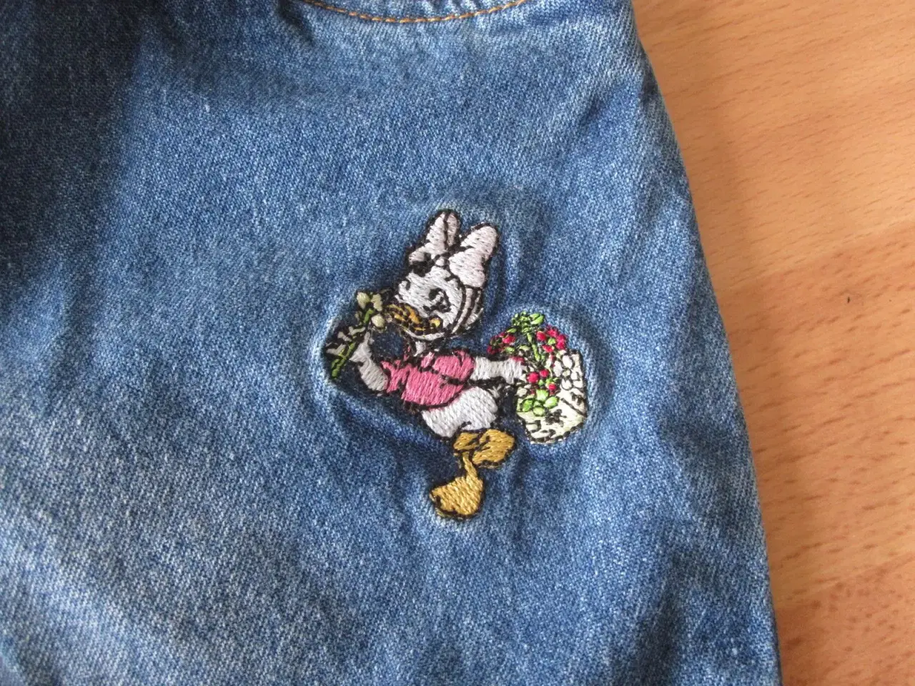 Billede 2 - Disney bukser -  helt nye KUN 45 kr.