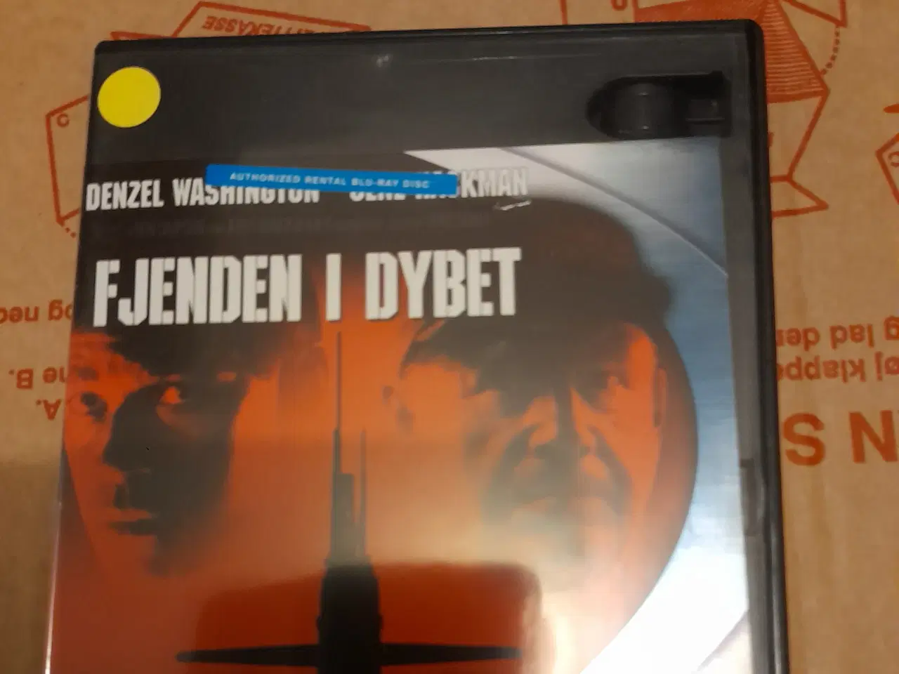 Billede 1 - Fjenden i dybet