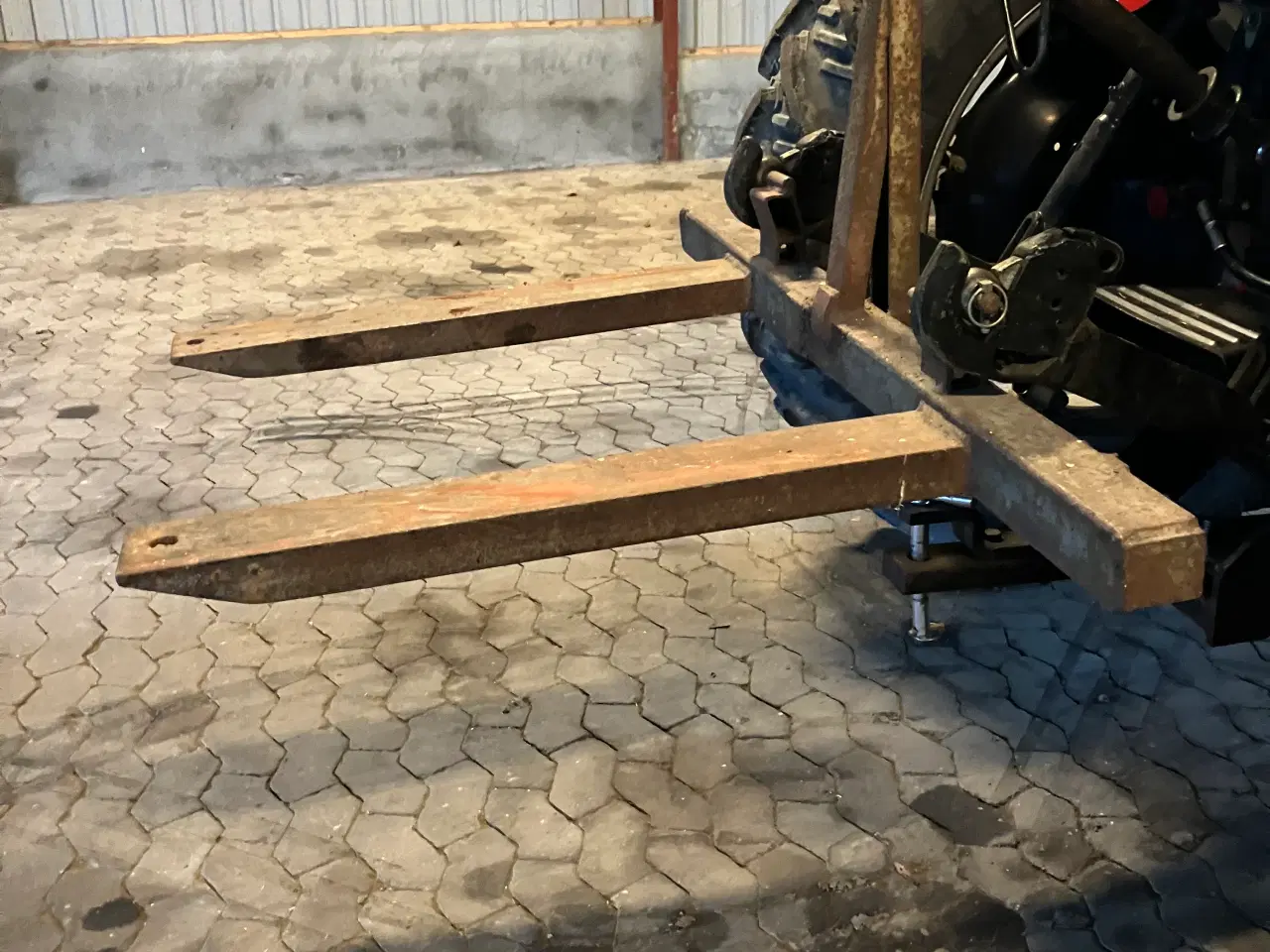 Billede 3 - Solid palleløfter til traktor.