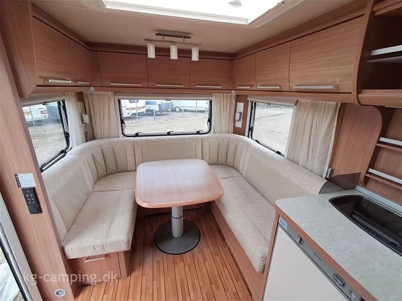 Billede 6 - 2012 - Knaus Südwind 500 FU Celebration   Velholdt 50 års Jubilæumsmodel inkl. Solcelle pakke og Isabella Commodore fortelt.