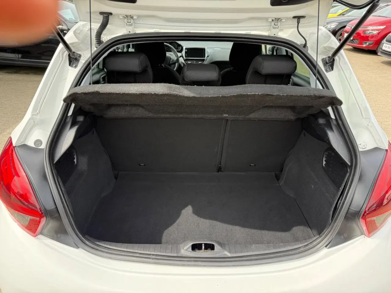 Billede 5 - Peugeot 208 1,2 VTi 82 Allure