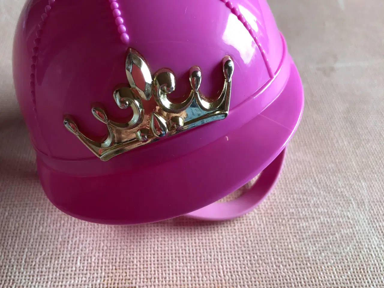 Billede 1 - Dukkehjelm