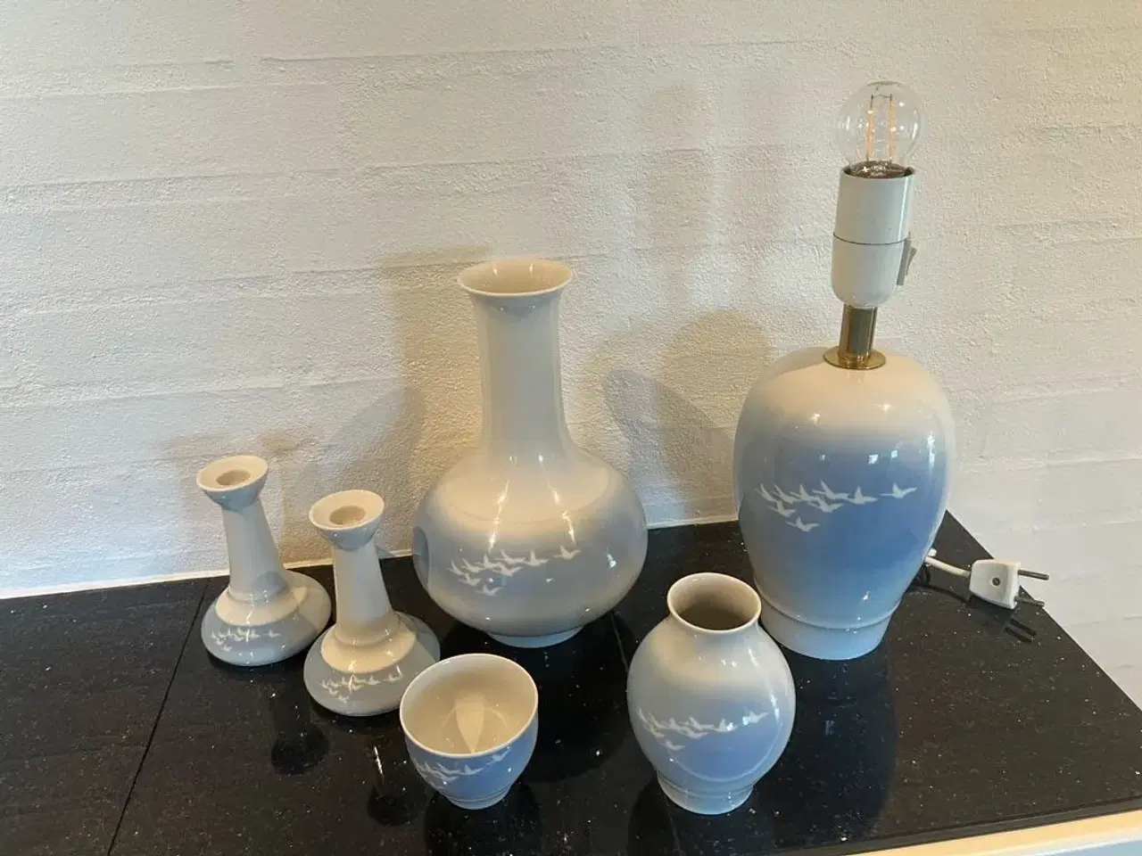 Billede 1 - Svane vaser ,lysestager,lampe