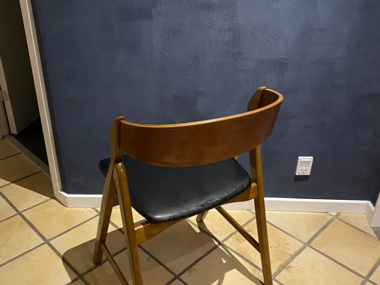 Billede 5 - Savbukkestol / armstol