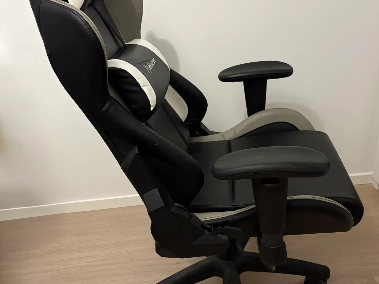 Billede 2 - Arozzi Verona Pro v2 gaming-stol