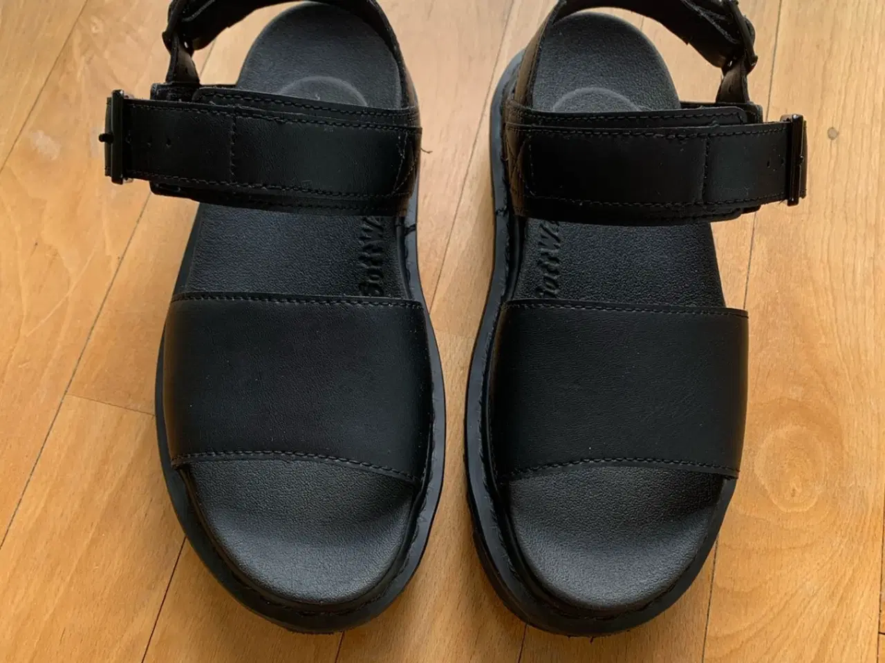 Billede 2 - Dr. Martens sandaler