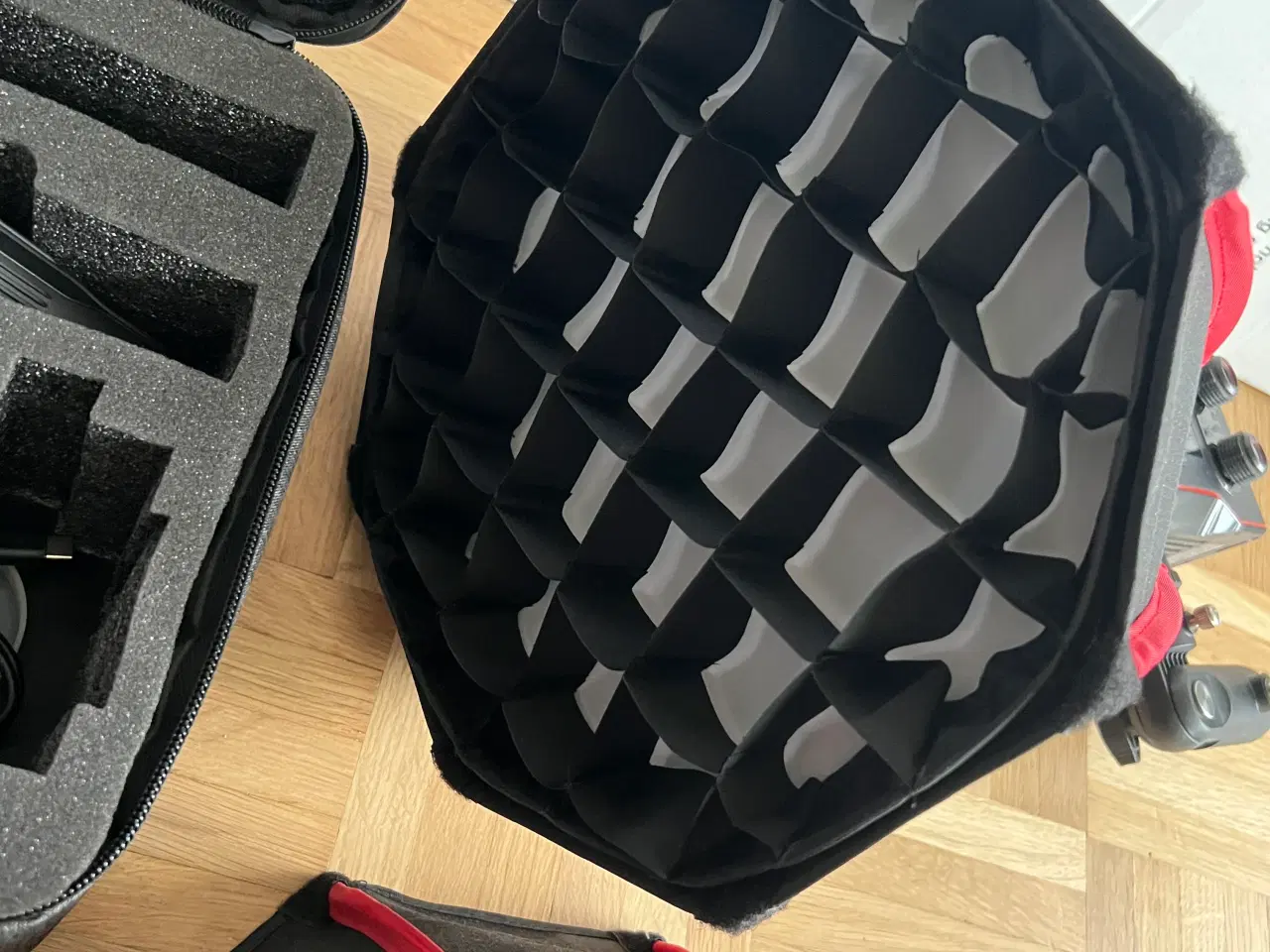 Billede 2 - Smallrig 60 w led videolys med softbox