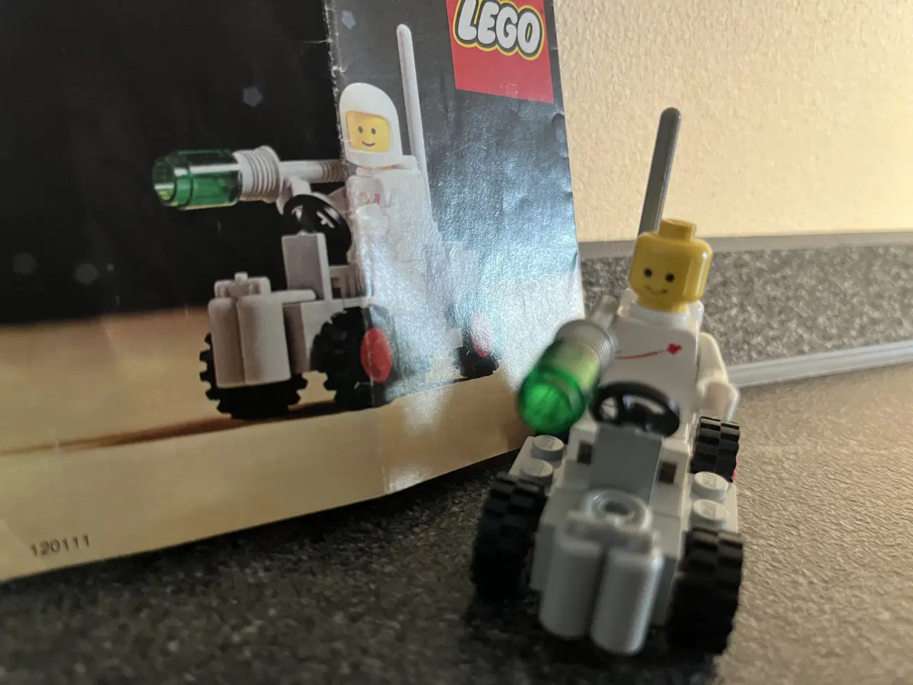 Billede 2 - Lego space 886, space Buggy