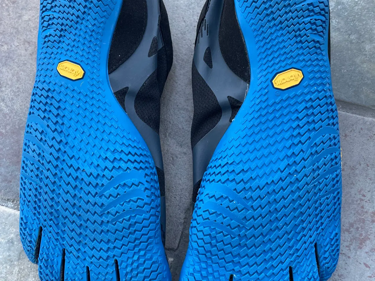 Billede 2 - Vibram Five Fingers Sko