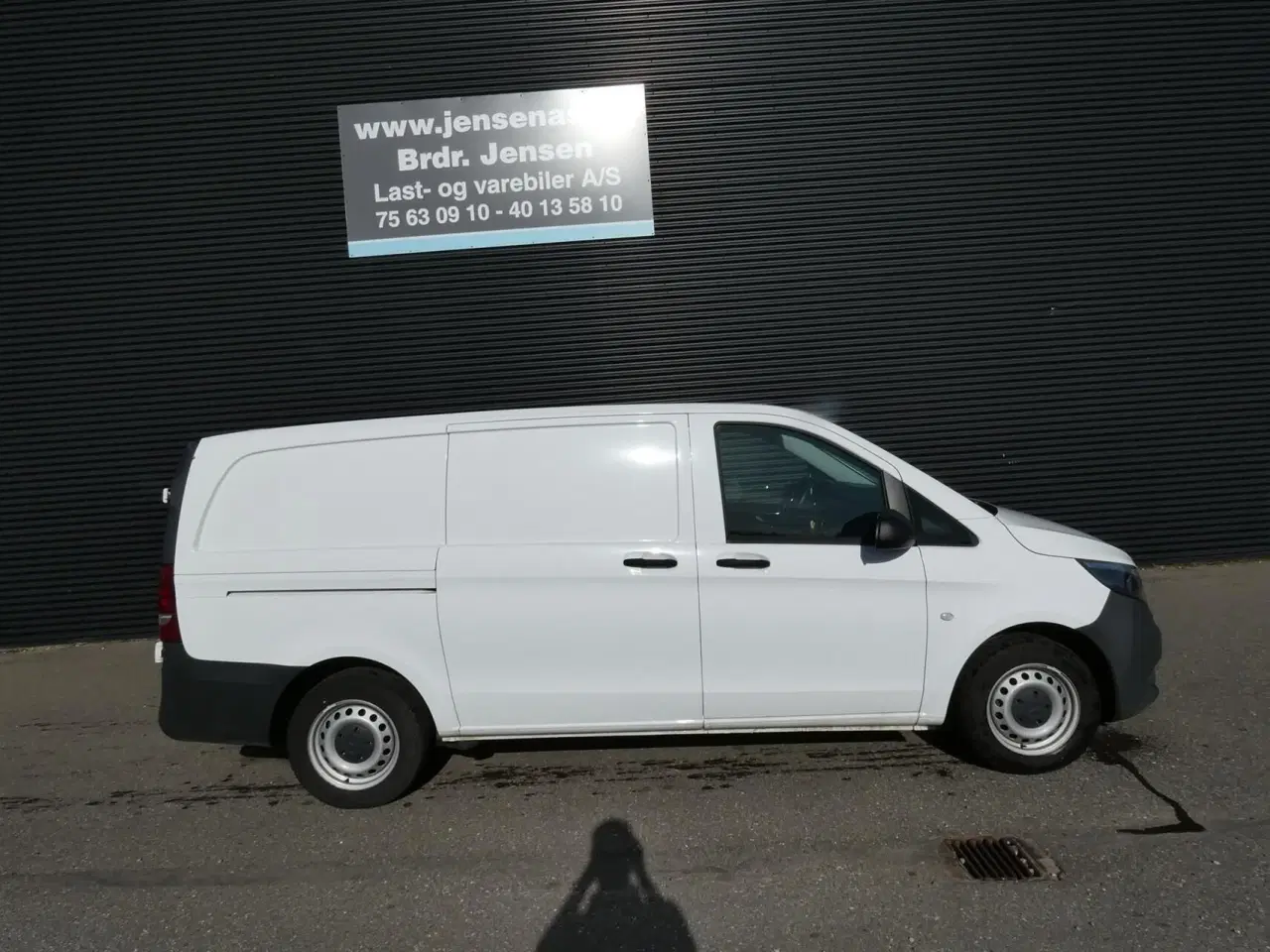 Billede 2 - Mercedes-Benz Vito 114 A2 2,0 CDI RWD 9G-Tronic 136HK Van Aut.