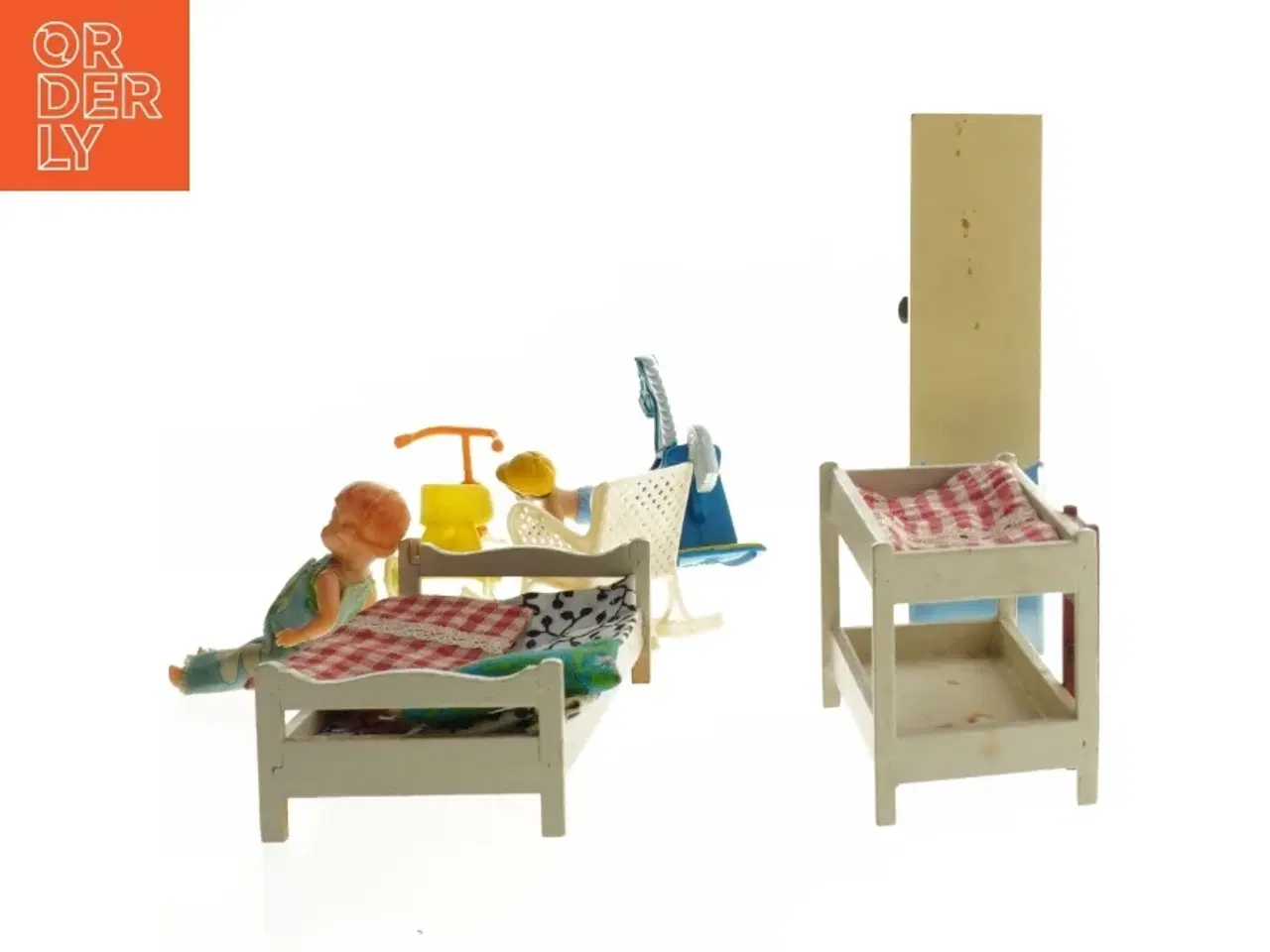 Billede 2 - Miniature dukkehusmøbler og figurer