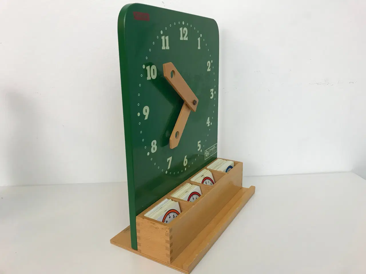 Billede 8 - Retro læringsredskab til klokken