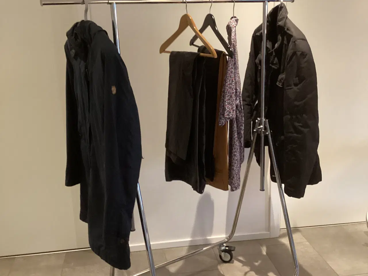 Billede 3 - Tøjstativ sammenklappelig af stål