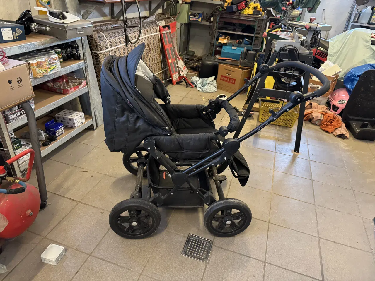 Billede 3 - Klapvogn med regnslag og forlæder