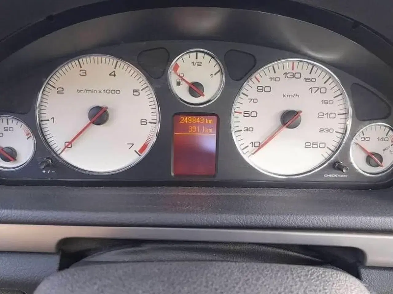 Billede 3 - Peagout 407 1.8 benzin 