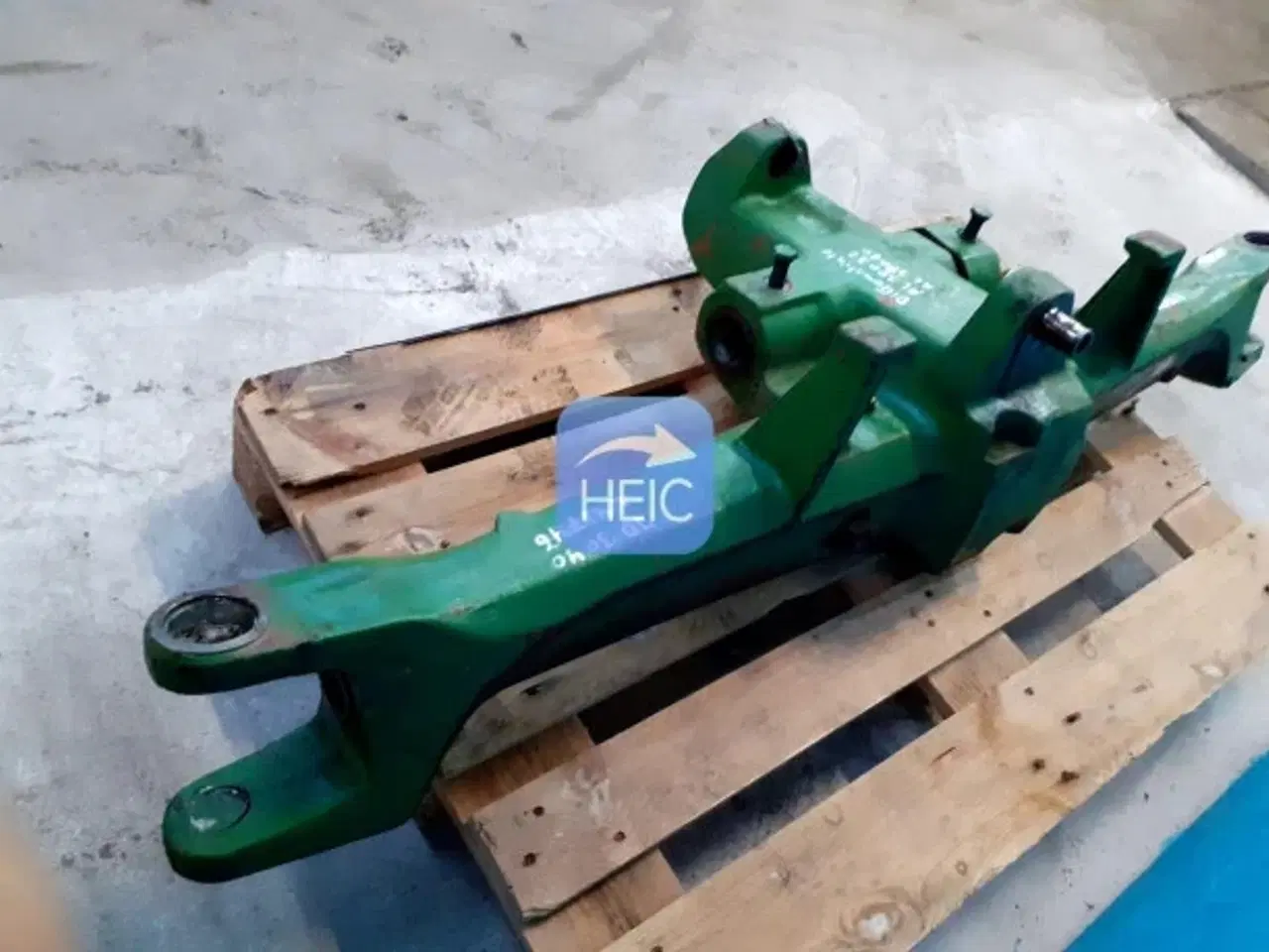 Billede 11 - John Deere 3040 APL345 Foraksel 