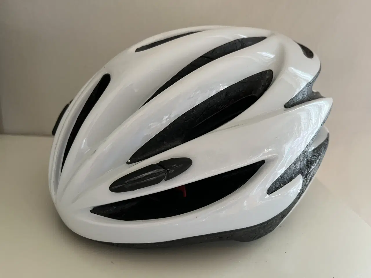 Billede 2 - Cykelhjelm Ges 54-61cm hvid