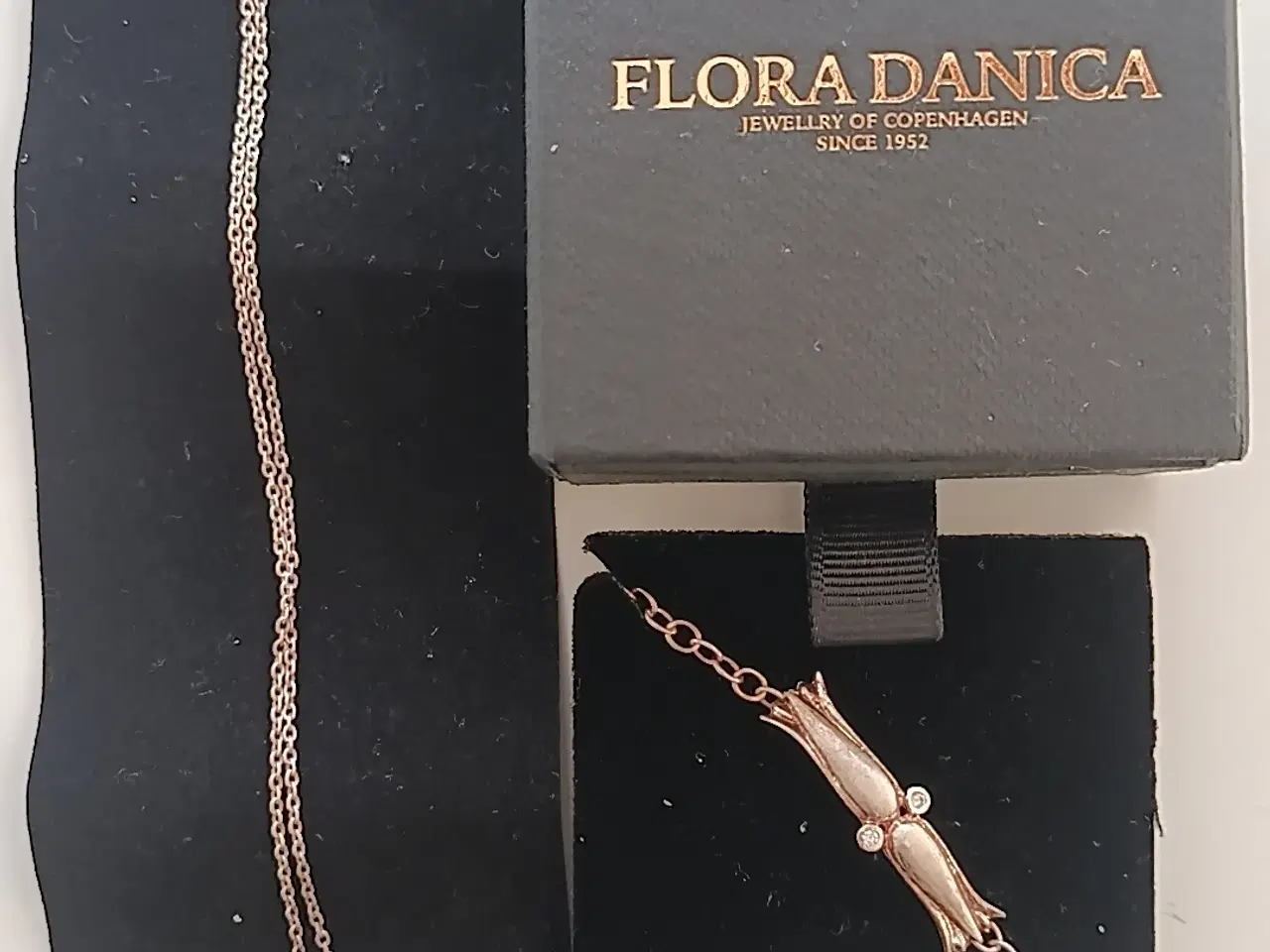 Billede 1 - Flora Danica halskæde og armbånd 