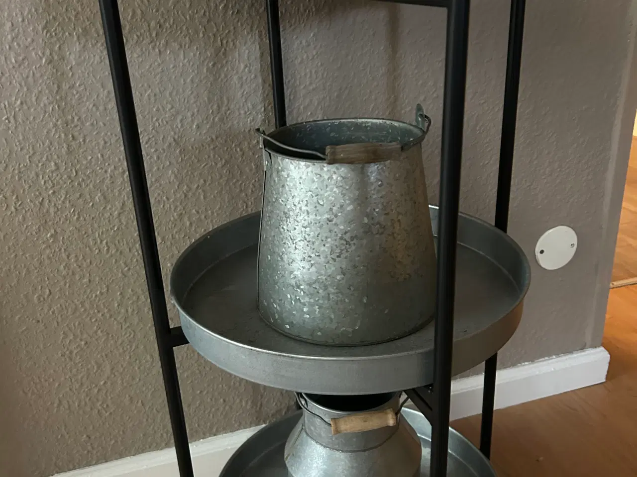 Billede 2 - Flot bakkebord med tilbehør