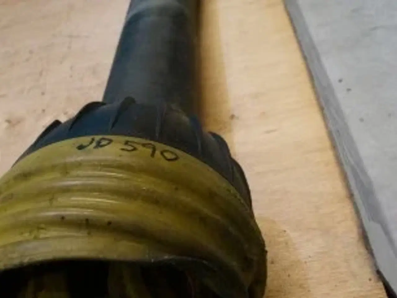 Billede 9 - John Deere 590 PTO Aksel DC43212