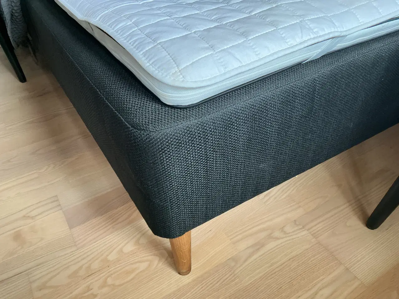 Billede 1 - 2 enkelt senge eller 1 dobbelt seng 