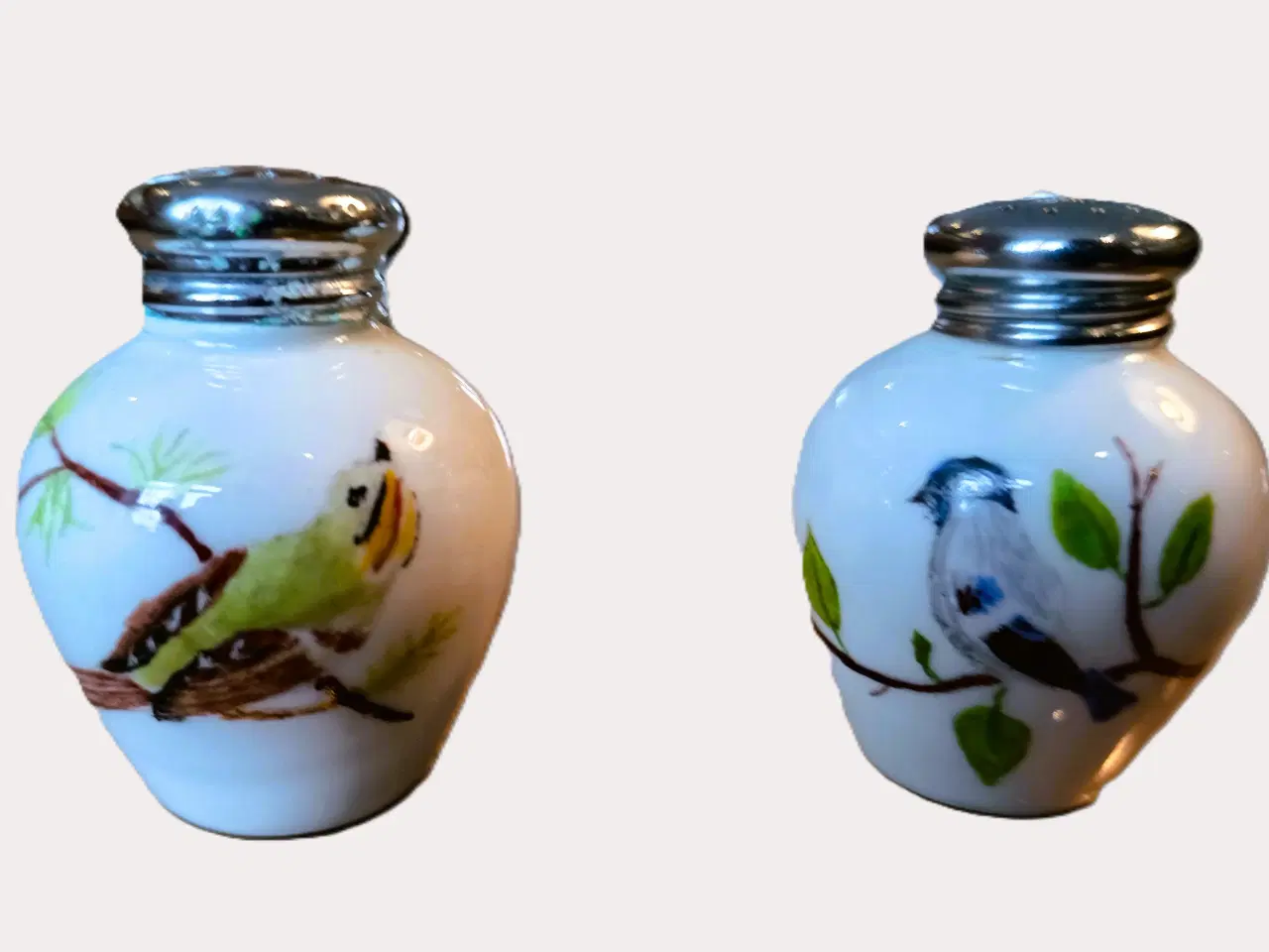 Billede 2 - Salt/peberbøssermed de sødeste håndmalede fugle