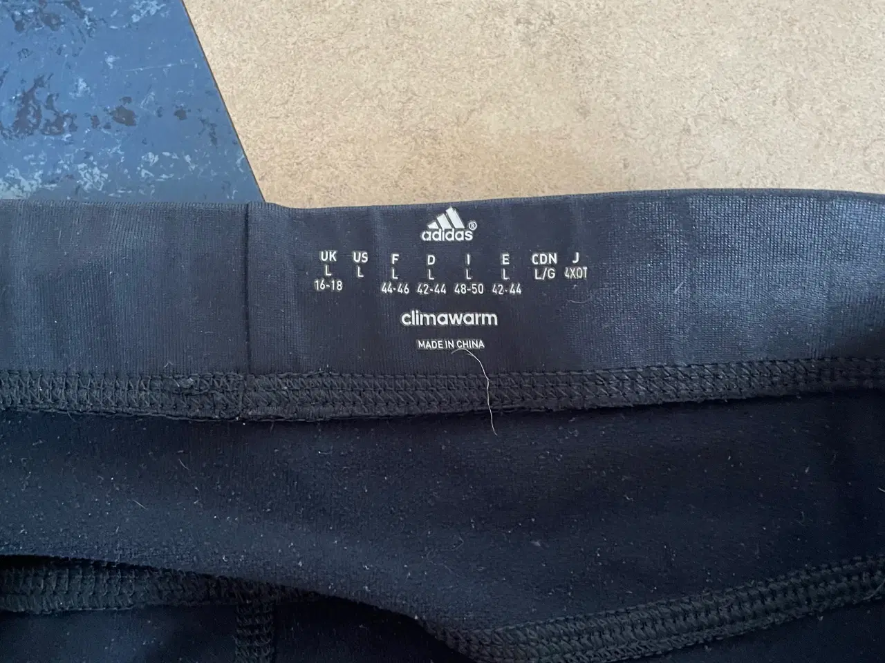 Billede 3 - Adidas løbetights mørkeblå