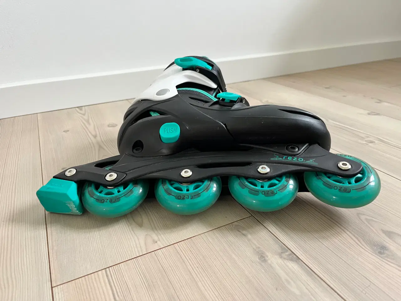 Billede 6 - Inliners, Rulleskøjter, Rezo, Justerbar, Str 36-40