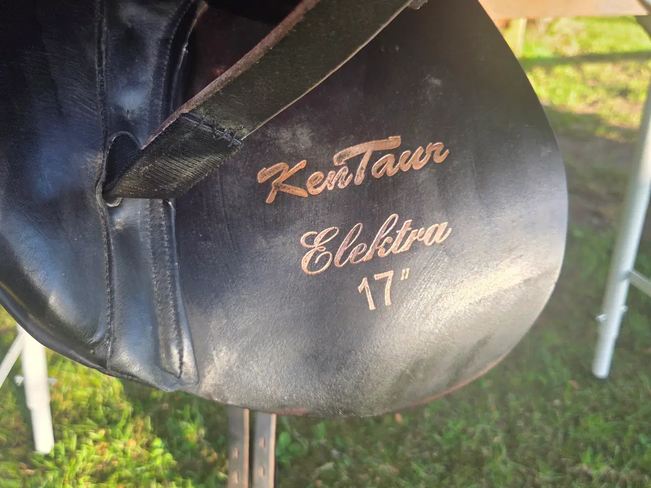 Billede 9 - Kentaur Elektra Dressursadel 17"