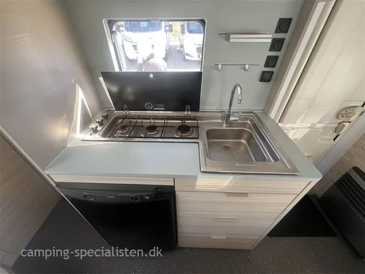 Billede 9 - 2020 - Adria Altea 472 PK 2020 Adria Altea 472 PK - Se den hos Camping-Specialisten.dk