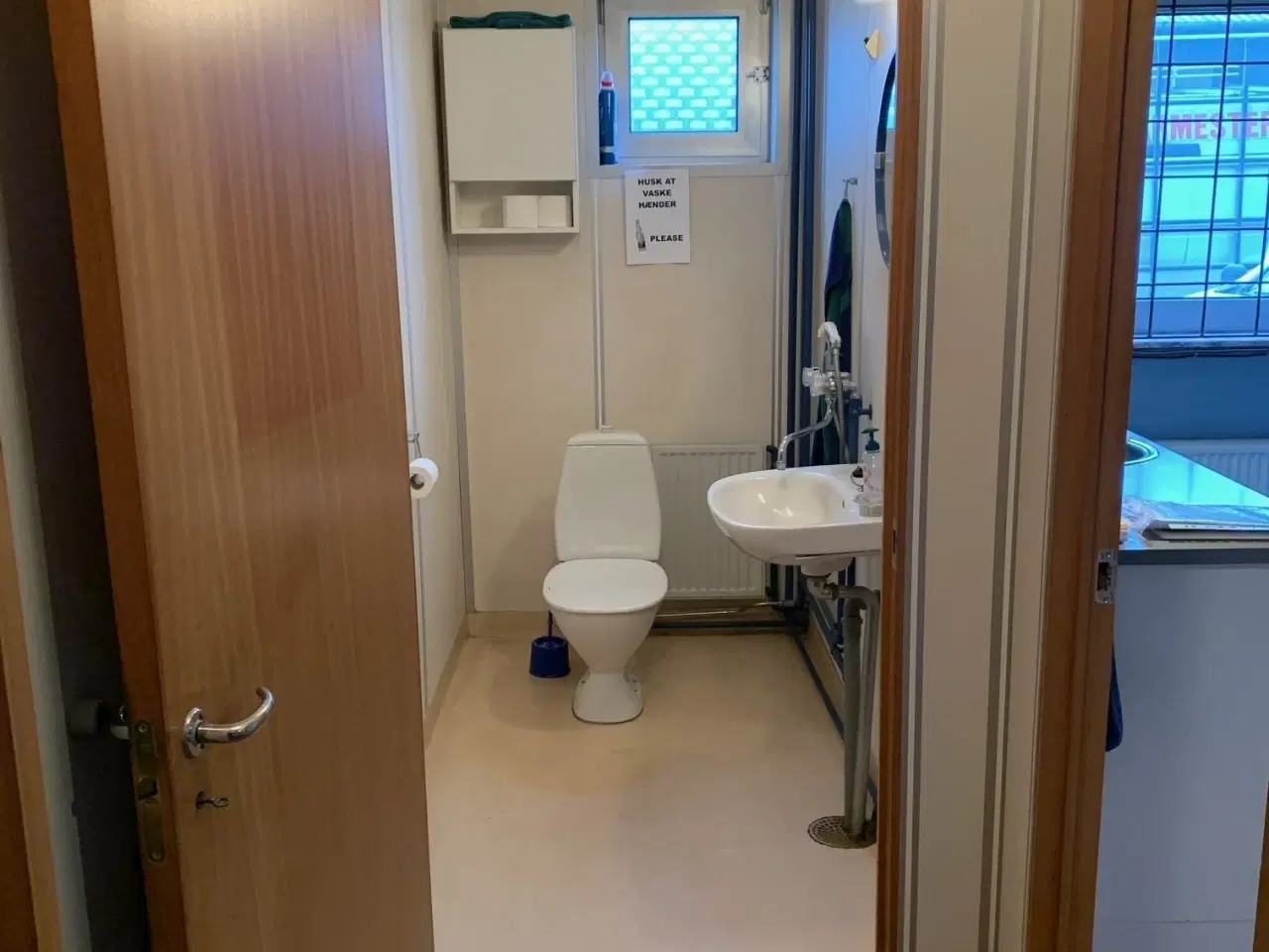 Billede 10 - 176 m2. i stort erhvervsområde i Ringsted med stor port