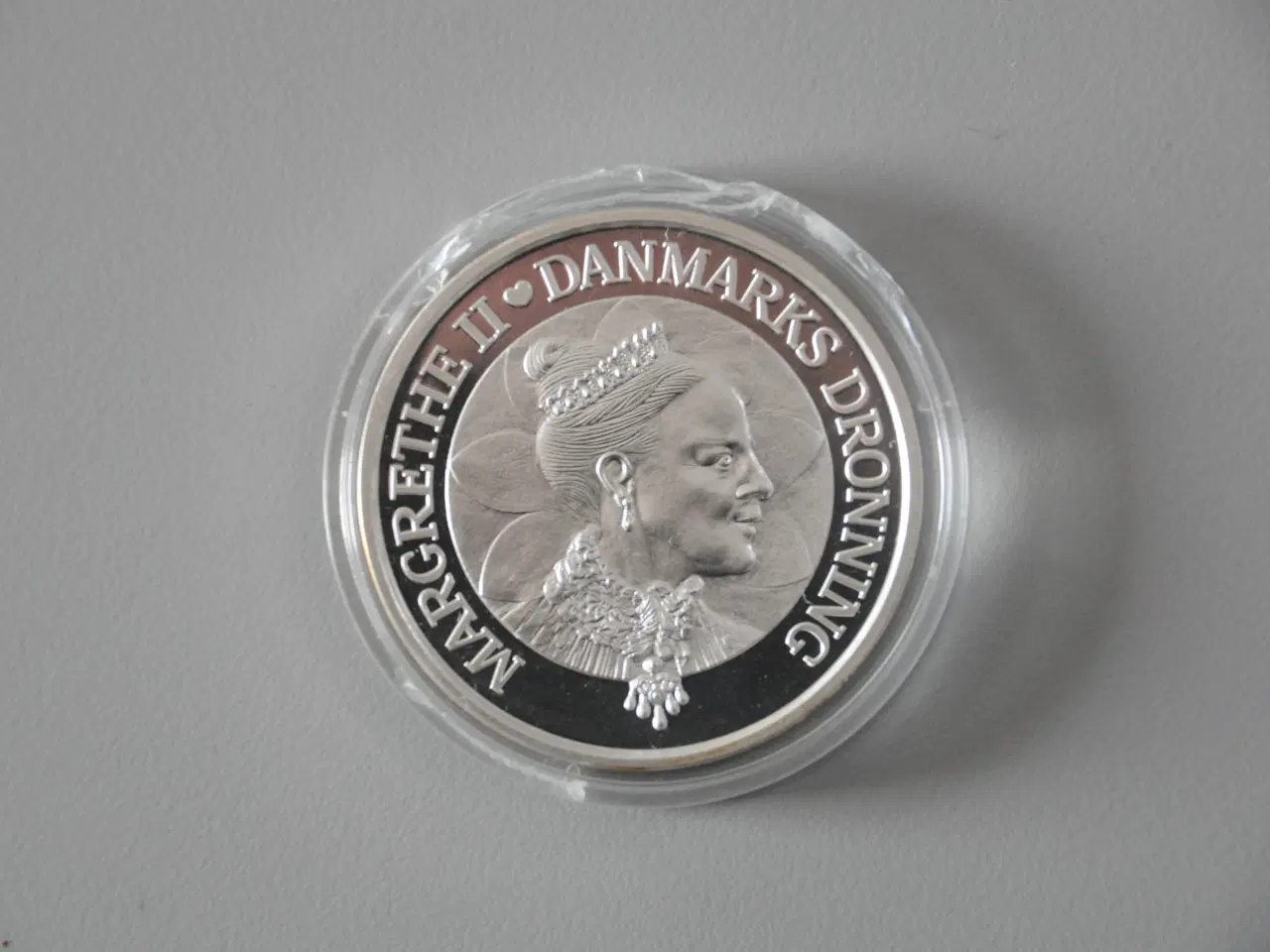 Billede 1 - Erindringsmønt 2000 Sølvmønt