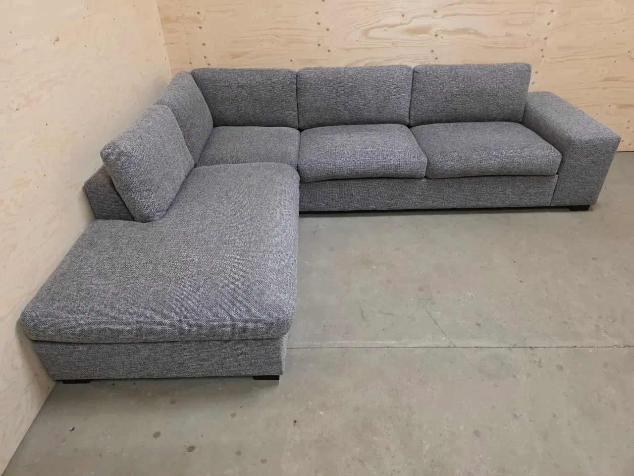 Billede 1 - Daells-Bolighus Hjørnesofa m/ Open-end – God Stand