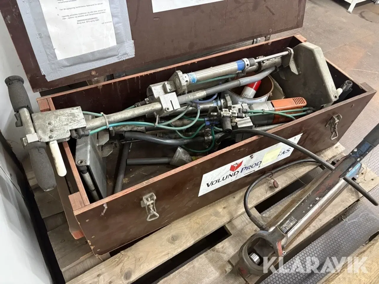 Billede 1 - Skruemaskine CF200 - hele sæt