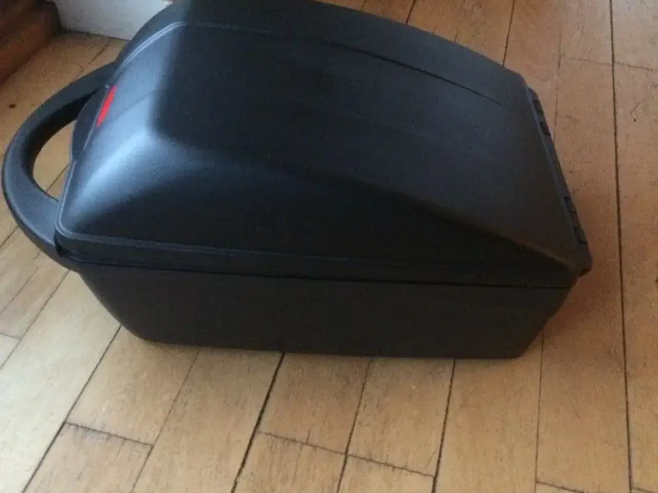 Billede 3 - Ny til fast montering på bagage-bægern