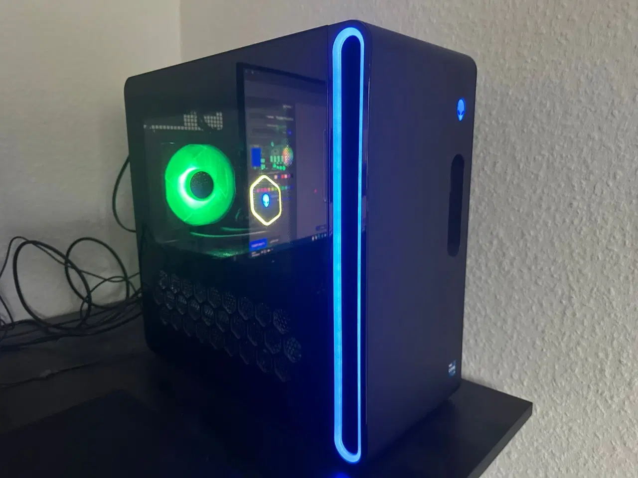 Billede 1 - DELL - ALIENWARE AURORA R16 - 6 MONTHS OF USE ONLY
