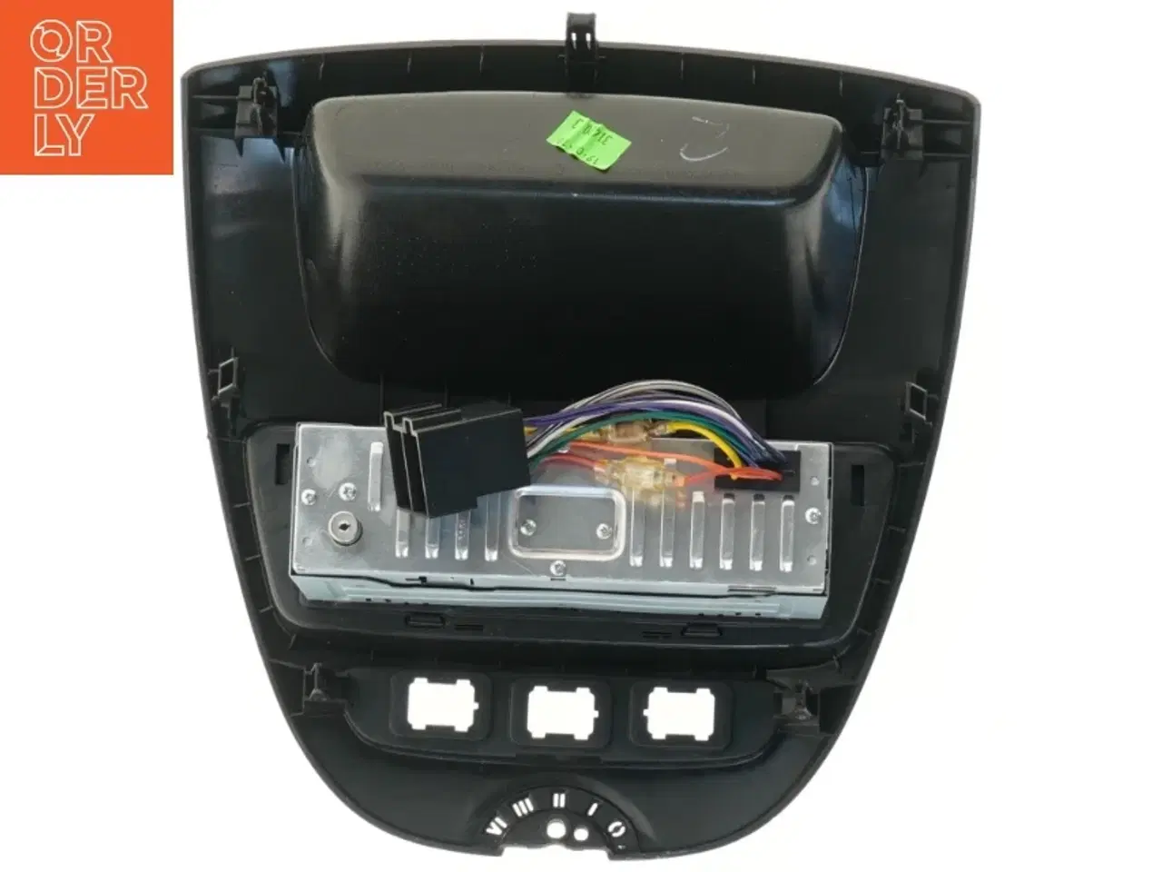 Billede 1 - Bilradio med kontrolpanel (str. 29x28 cm)