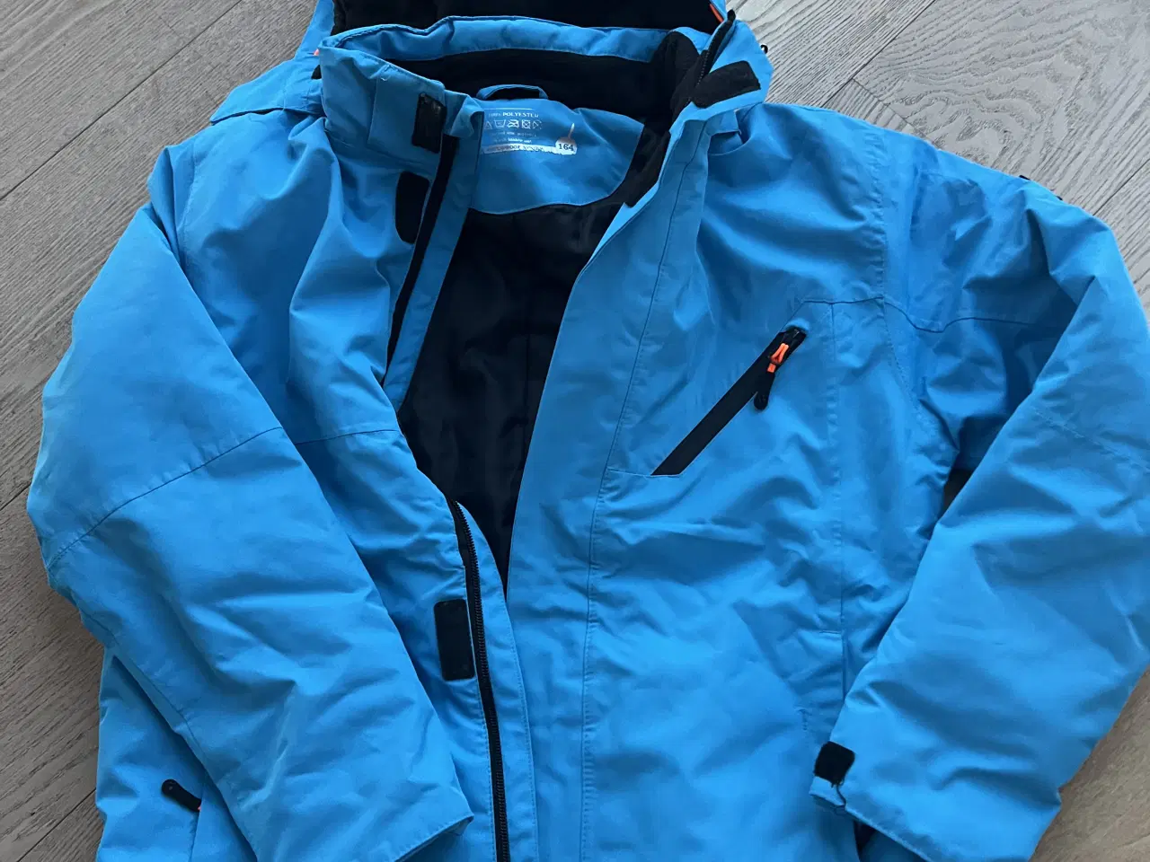 Billede 1 - Skijakke og bukser str 12/14 år 